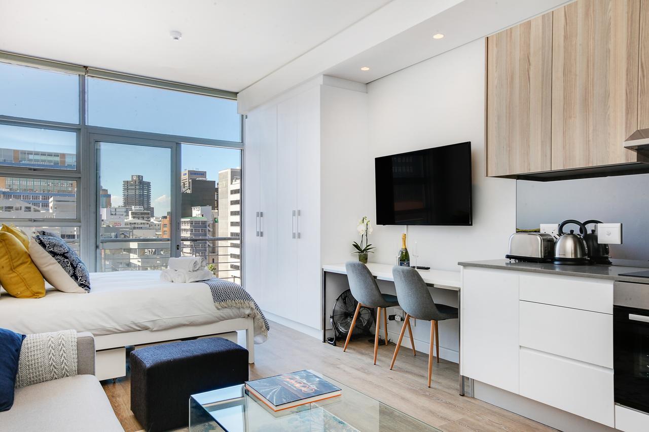 Backup-Powered Trendy Ny City Apartment At Table Mountain Città del Capo Esterno foto